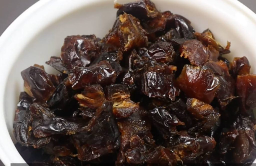 Dates Pickle