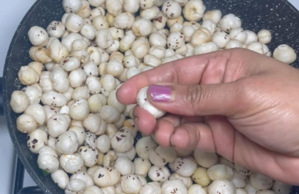 Healthy Makhana Snack Recipe